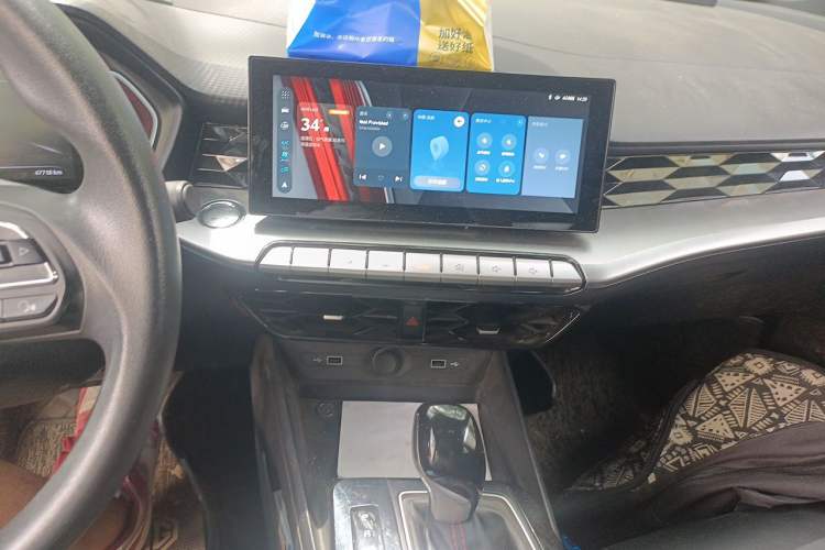 Used MG 5 2021 180 DVVT CVT Youth Luxury Edition Audio And AC Panel