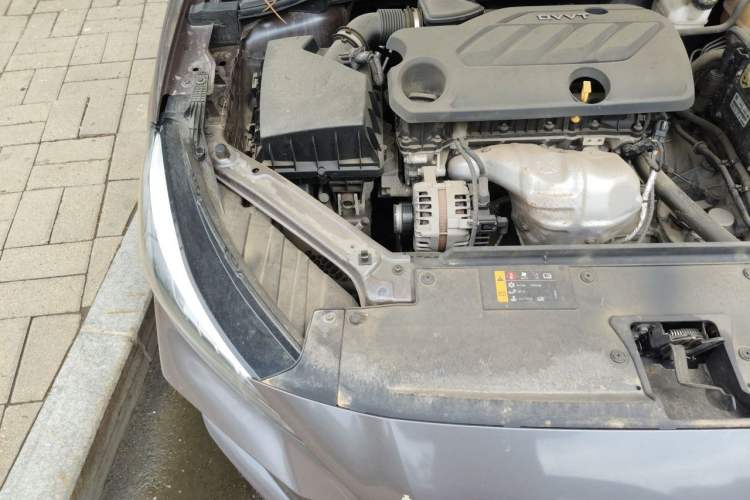 Used MG 5 2021 180 DVVT CVT Youth Luxury Edition Engine Bay Right
