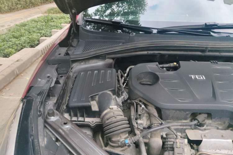 Used MG 5 2021 300TGI DCT Elegant Luxury Edition Engine Bay Right