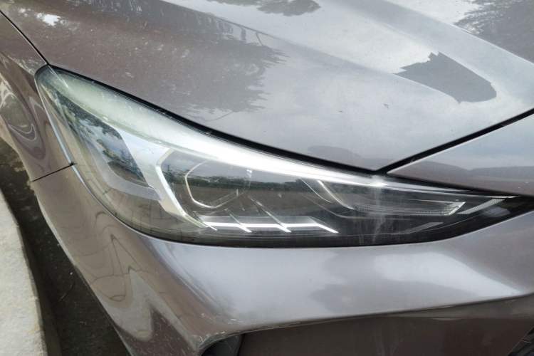 Used MG 5 2021 180 DVVT CVT Youth Luxury Edition Right Front Headlight