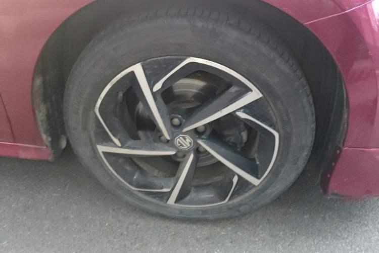 Used MG 5 2021 300TGI DCT Elegant Luxury Edition Right Front Wheel Hub