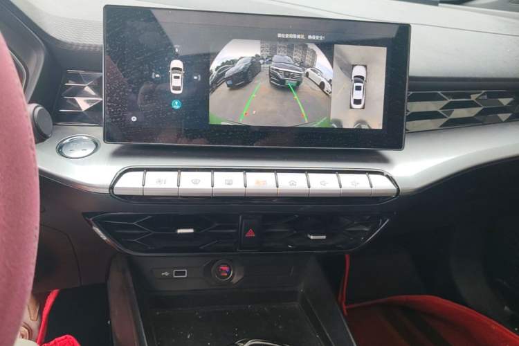 Used MG 5 2021 180 DVVT CVT Youth Luxury Edition Audio And AC Panel