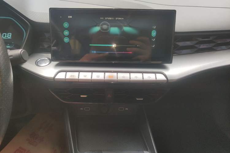 Used MG 5 2021 300TGI DCT Elegant Luxury Edition Audio And AC Panel
