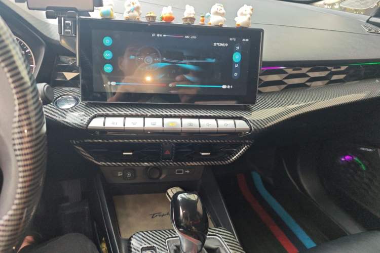 Used MG 5 2021 180 DVVT CVT Youthful Style Edition Audio And AC Panel