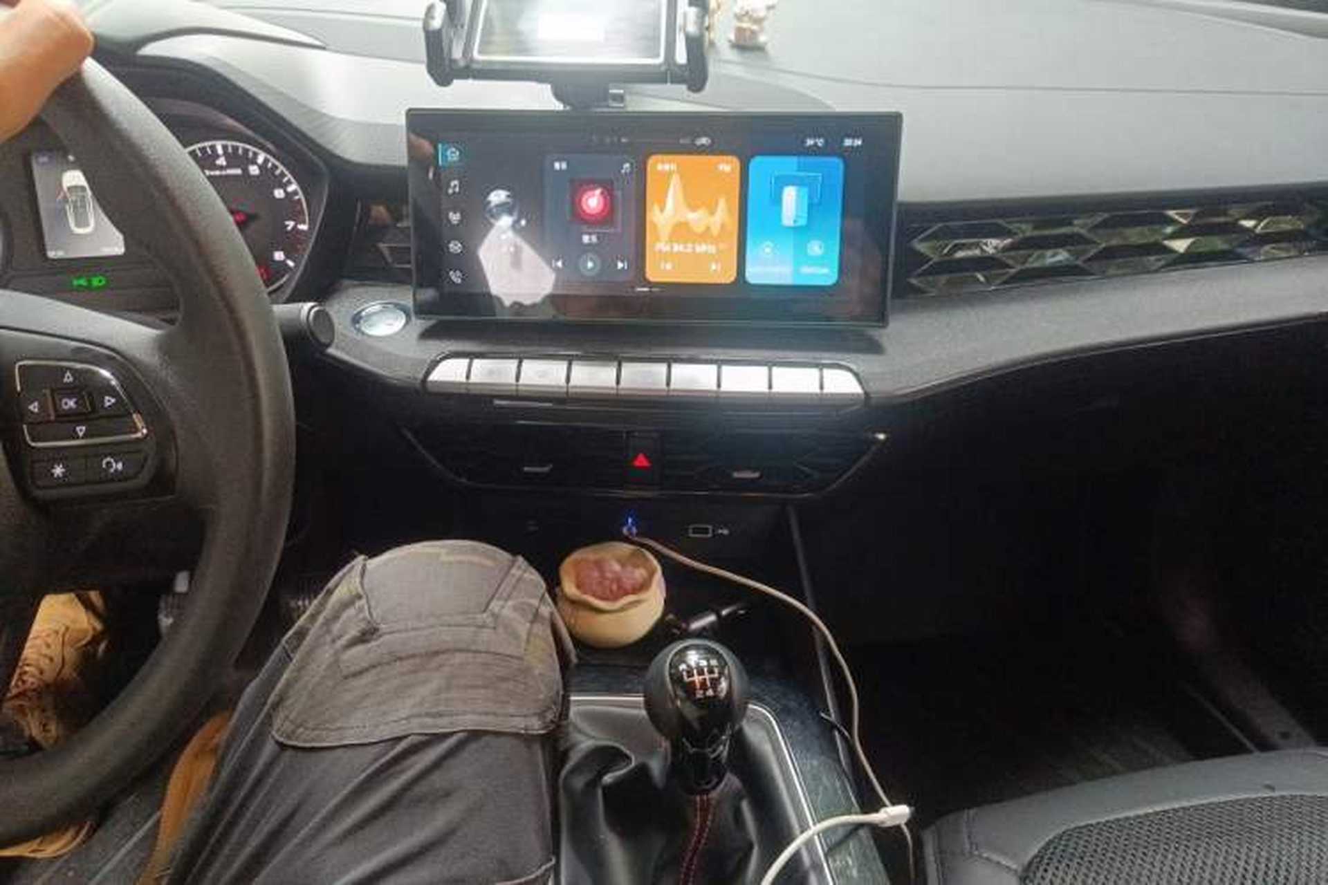 Used MG 5 2021 180 DVVT Manual Youth Luxury Edition Audio And AC Panel