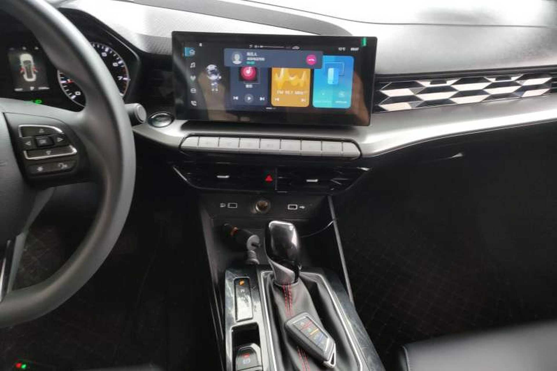 Used MG 5 2021 Revised Version 180 DVVT CVT Youth Luxury Edition Audio And AC Panel