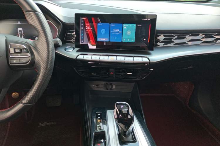 Used MG 5 2021 Revised 300TGI DCT Qingshè Luxurious Enjoyment Edition Audio And AC Panel