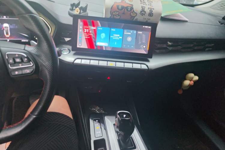 Used MG 5 2021 Revised 300TGI DCT Qingshè Luxurious Enjoyment Edition Audio And AC Panel