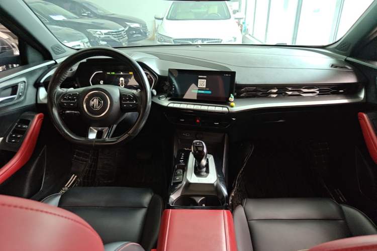 Used MG 5 2021 Revised 300TGI DCT Qingshè Luxurious Enjoyment Edition Center Console