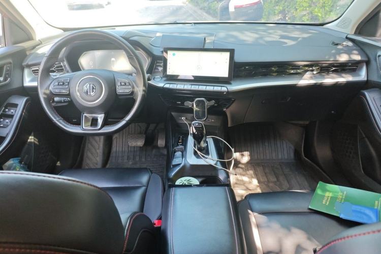 Used MG 5 2021 300TGI DCT Elegant Luxury Edition Center Console