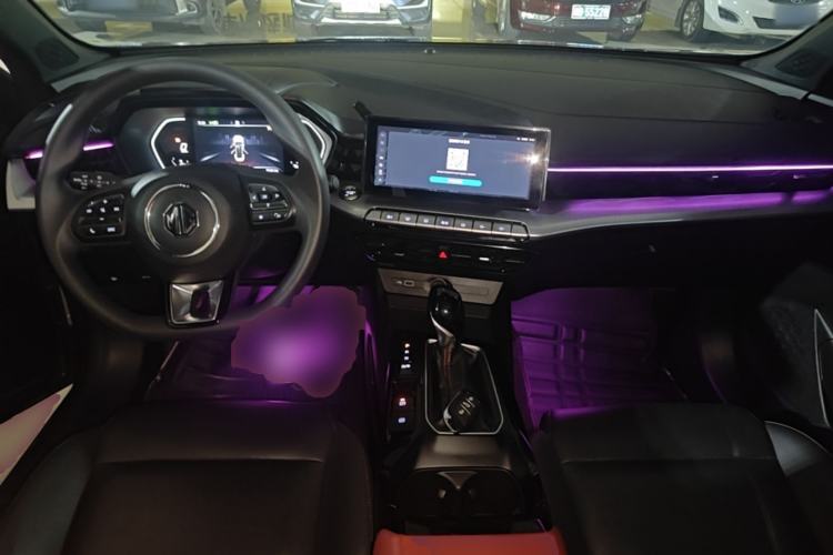 Used MG 5 2021 Revised Version 180 DVVT CVT Youth Luxury Edition Center Console