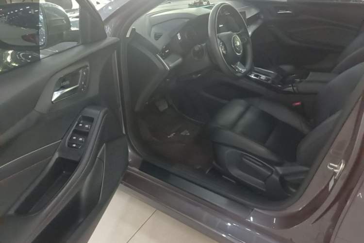 Used MG 5 2021 180 DVVT CVT Youthful Style Edition Driver Seat
