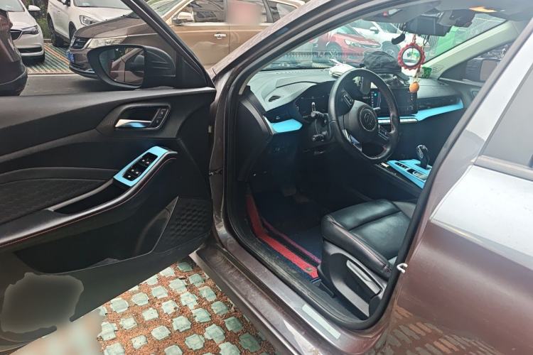Used MG 5 2021 Revised 300TGI DCT Qingshè Luxurious Enjoyment Edition Driver Seat