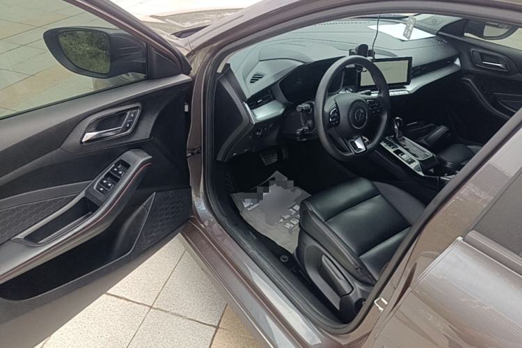 Used MG 5 2021 180 DVVT CVT Youth Luxury Edition Driver Seat