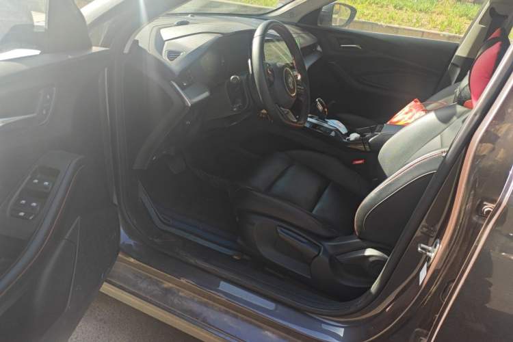 Used MG 5 2021 300TGI DCT Elegant Luxury Edition Driver Seat
