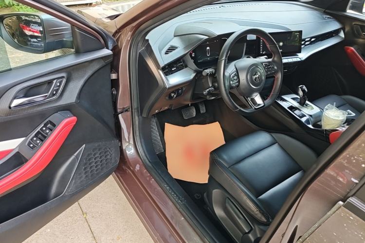 Used MG 5 2021 Revised 300TGI DCT Qingshè Luxurious Enjoyment Edition Driver Seat