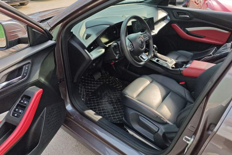 Used MG 5 2021 Revised Version 180 DVVT CVT Youth Luxury Edition Driver Seat
