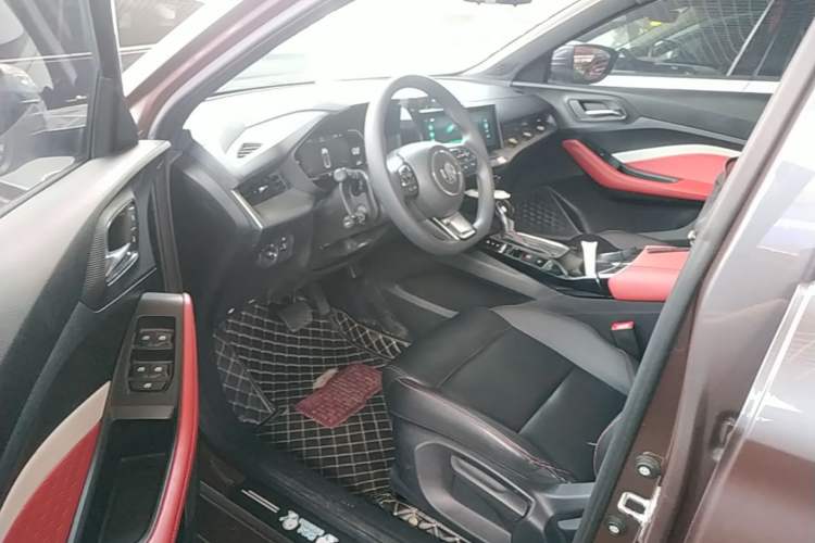 Used MG 5 2021 180 DVVT CVT Youth Luxury Edition Driver Seat