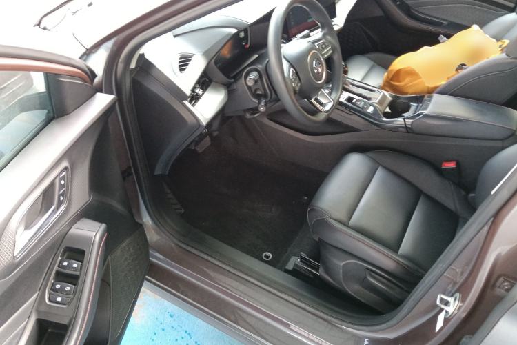 Used MG 5 2021 180 DVVT CVT Youth Luxury Edition Driver Seat