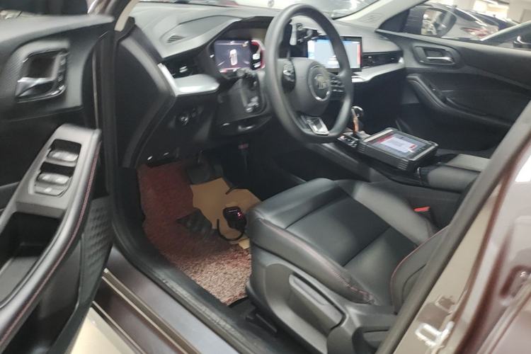 Used MG 5 2021 180 DVVT CVT Youth Luxury Edition Driver Seat