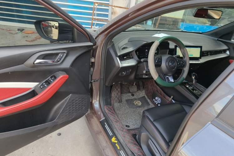 Used MG 5 2021 180 DVVT CVT Youth Luxury Edition Driver Seat
