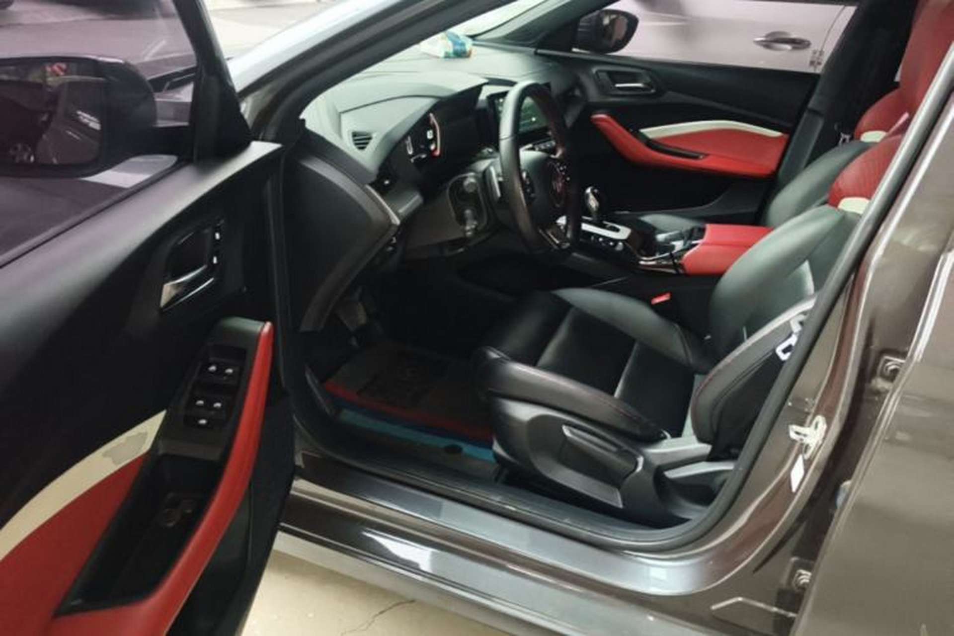 Used MG 5 2021 300TGI DCT Elegant Luxury Edition Driver Seat