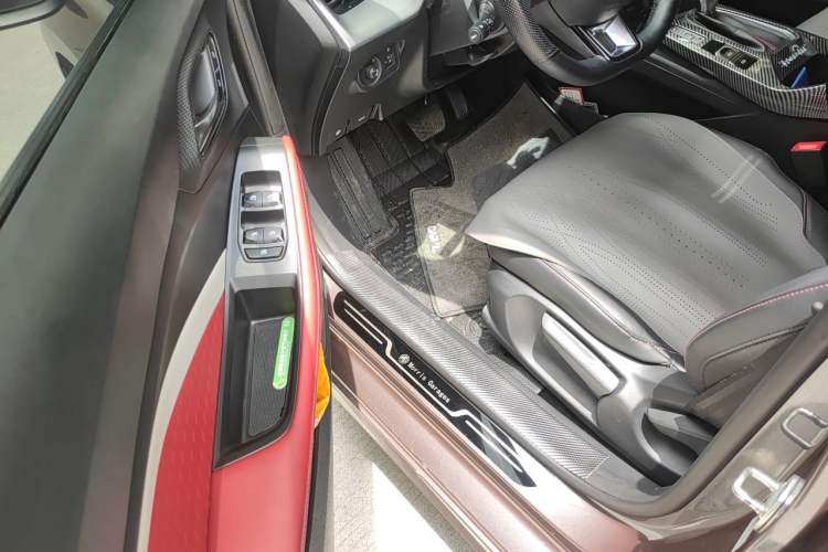 Used MG 5 2021 180 DVVT CVT Youth Luxury Edition Driver Seat