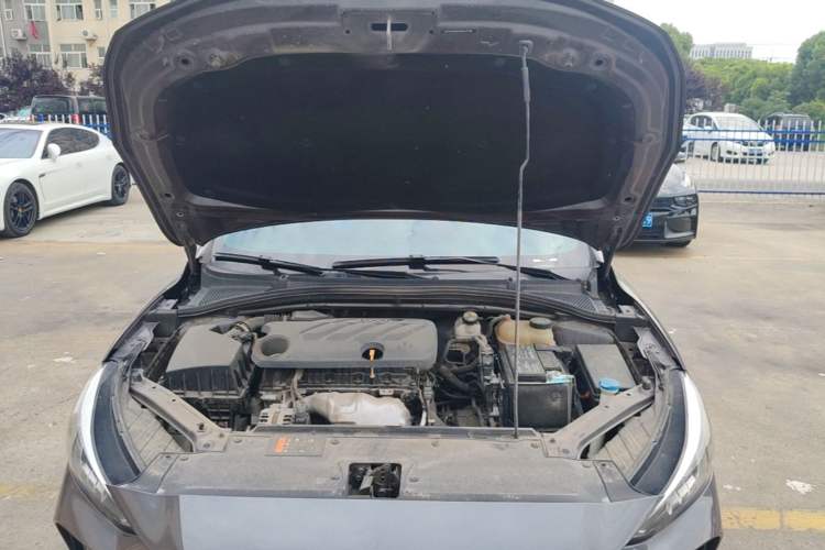 Used MG 5 2021 180 DVVT CVT Youth Luxury Edition Engine Bay