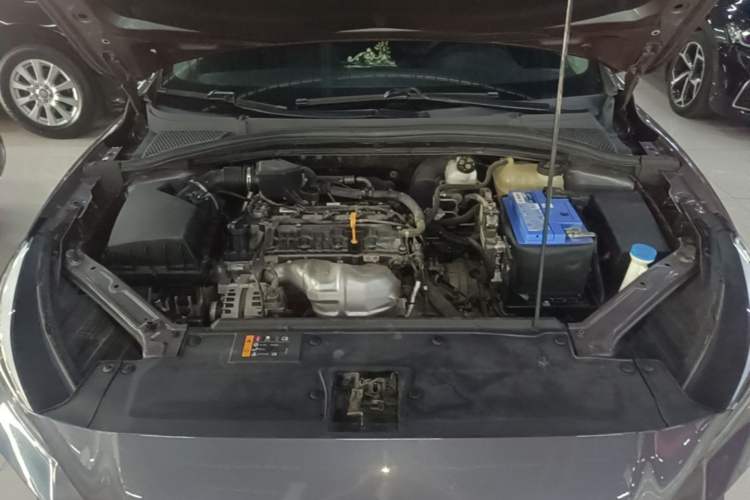 Used MG 5 2021 180 DVVT CVT Youthful Style Edition Engine Bay