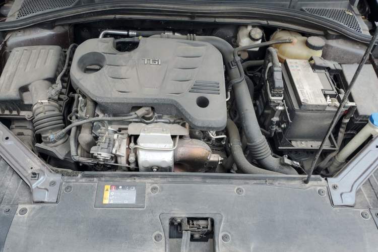 Used MG 5 2021 Revised 300TGI DCT Qingshè Luxurious Enjoyment Edition Engine Bay