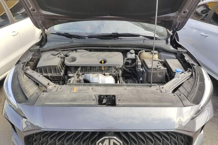 Used MG 5 2021 Revised Version 180 DVVT CVT Youth Luxury Edition Engine Bay