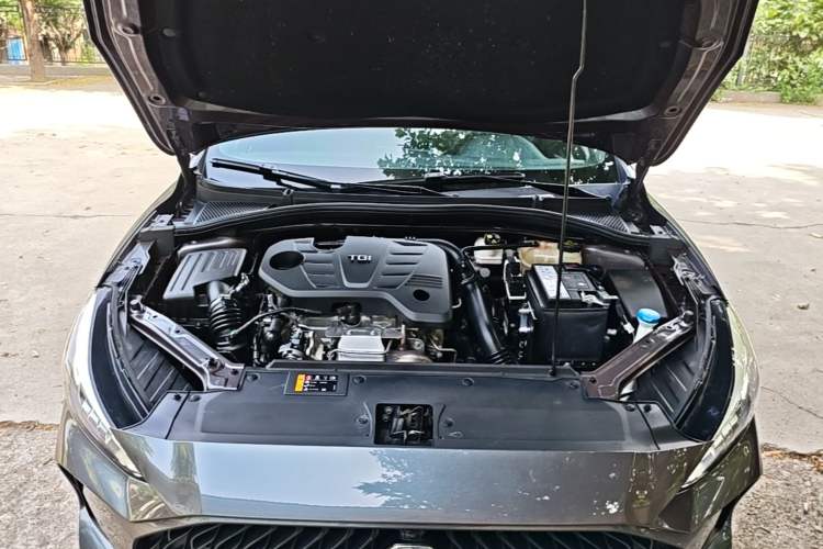 Used MG 5 2021 Revised 300TGI DCT Qingshè Luxurious Enjoyment Edition Engine Bay