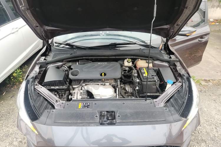 Used MG 5 2021 180 DVVT CVT Youth Luxury Edition Engine Bay