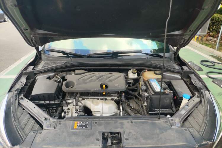 Used MG 5 2021 Revised Version 180 DVVT CVT Youth Luxury Edition Engine Bay