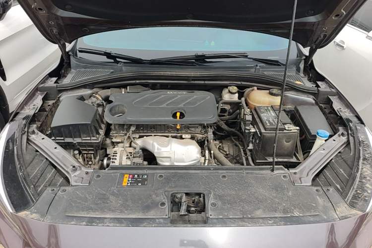 Used MG 5 2021 Revised Version 180 DVVT CVT Youth Luxury Edition Engine Bay