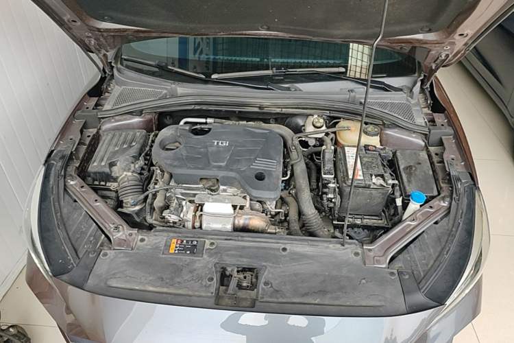 Used MG 5 2021 Revised 300TGI DCT Elegant Luxury Flagship Edition Engine Bay