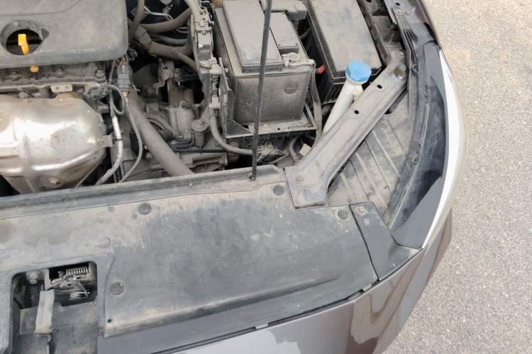 Used MG 5 2021 180 DVVT Manual Youth Luxury Edition Engine Bay Left