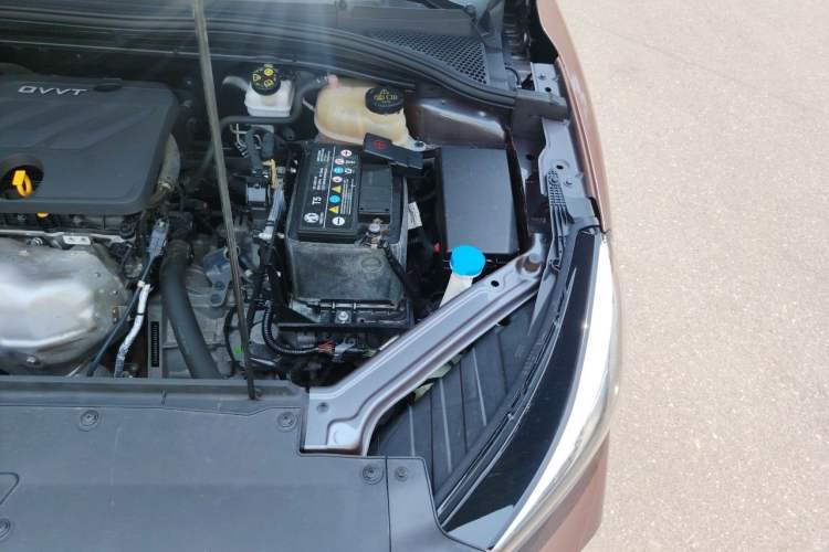 Used MG 5 2021 180 DVVT CVT Youth Luxury Edition Engine Bay Left