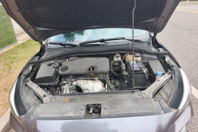 Used MG 5 2021 180 DVVT CVT Youth Luxury Edition Engine Bay