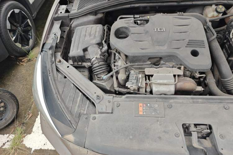 Used MG 5 2021 300TGI DCT Elegant Luxury Edition Engine Bay Right