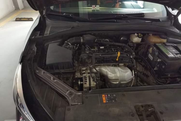 Used MG 5 2021 180 DVVT CVT Youthful Style Edition Engine Bay Right