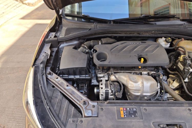 Used MG 5 2021 180 DVVT Manual Youth Luxury Edition Engine Bay Right
