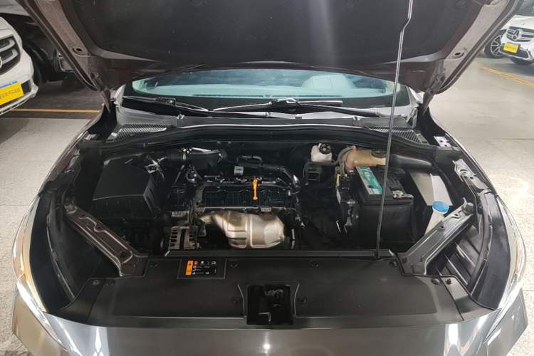 Used MG 5 2021 180 DVVT CVT Youth Luxury Edition Engine Bay