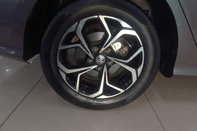 Used MG 5 2021 180 DVVT CVT Youthful Style Edition Exterior 5
