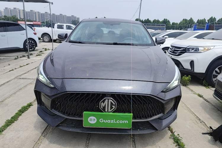 Used MG 5 2021 180 DVVT CVT Youth Luxury Edition Front