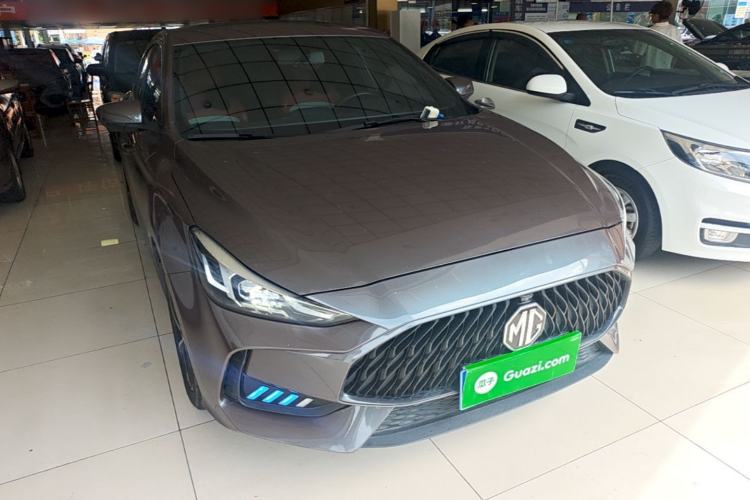 Used MG 5 2021 Revised 300TGI DCT Qingshè Luxurious Enjoyment Edition Front Right 45 Deg