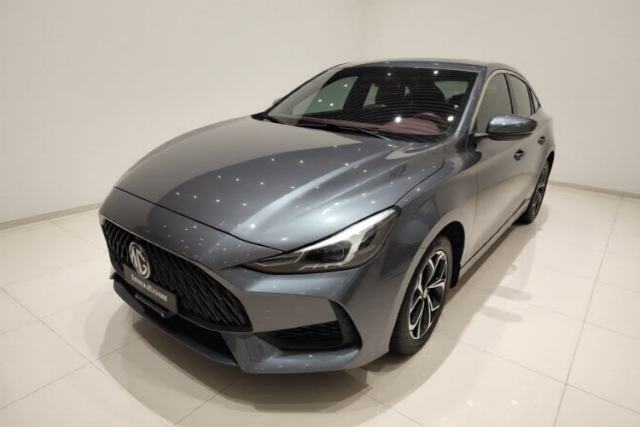 Ojetý MG 5 2021 Revised Version 180 DVVT CVT Youth Luxury Edition