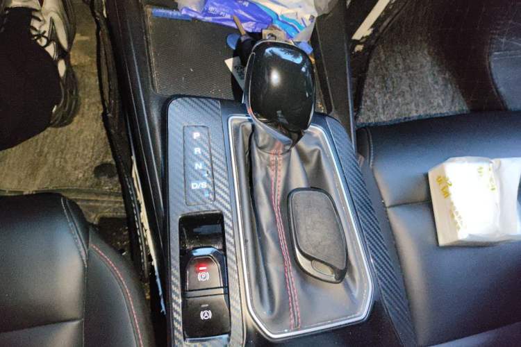 Used MG 5 2021 180 DVVT CVT Youth Luxury Edition Gear Lever