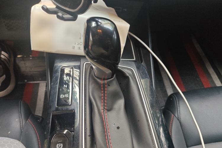 Used MG 5 2021 180 DVVT CVT Youth Luxury Edition Gear Lever