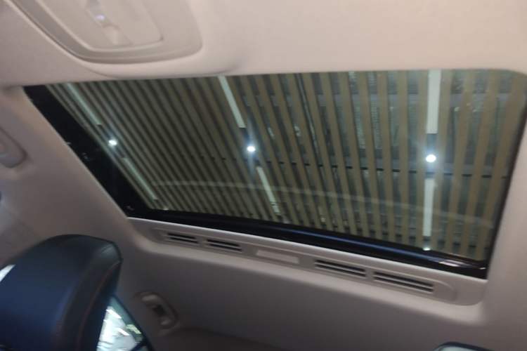 Used MG 5 2021 300TGI DCT Elegant Luxury Edition Headliner